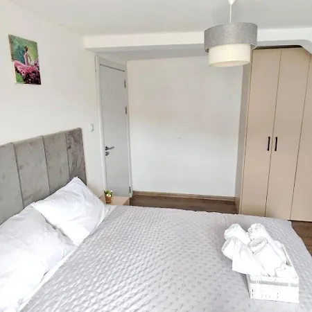 Apartment Halite *